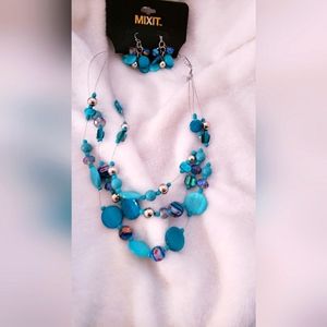 Necklace set